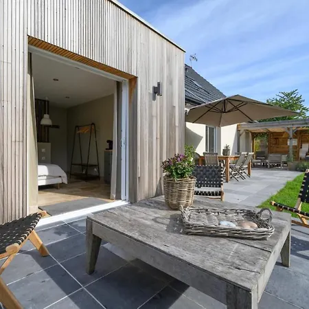 La Maison Buis بيت ضيافة 3*